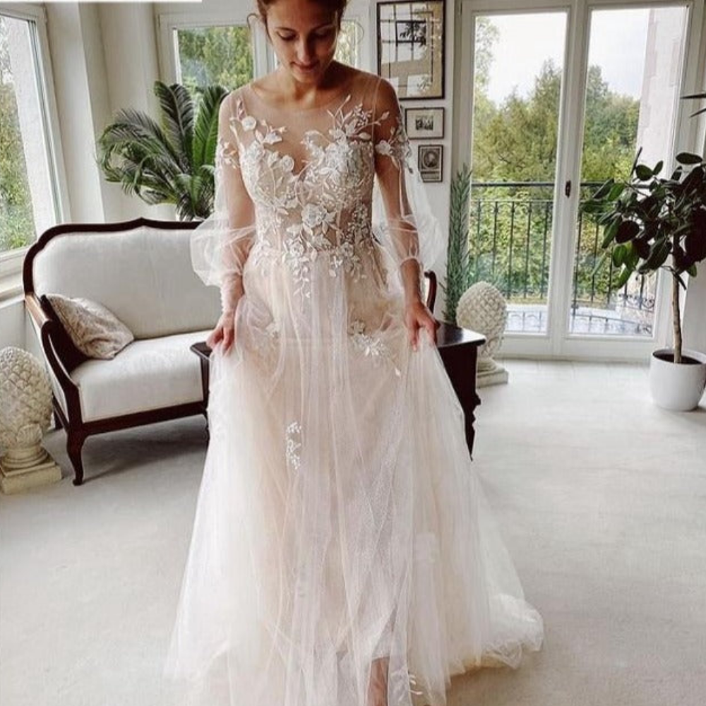 Ivory Lace Tulle Floor-Length Bridal Gowns