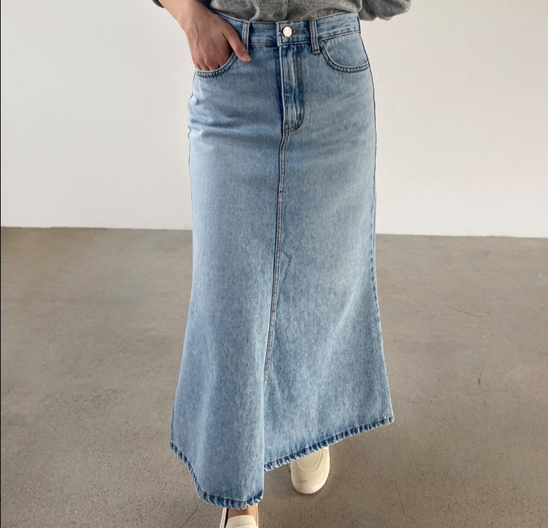 Stretched Women Denim Mid-length Skirt