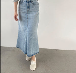 Stretched Women Denim Mid-length Skirt